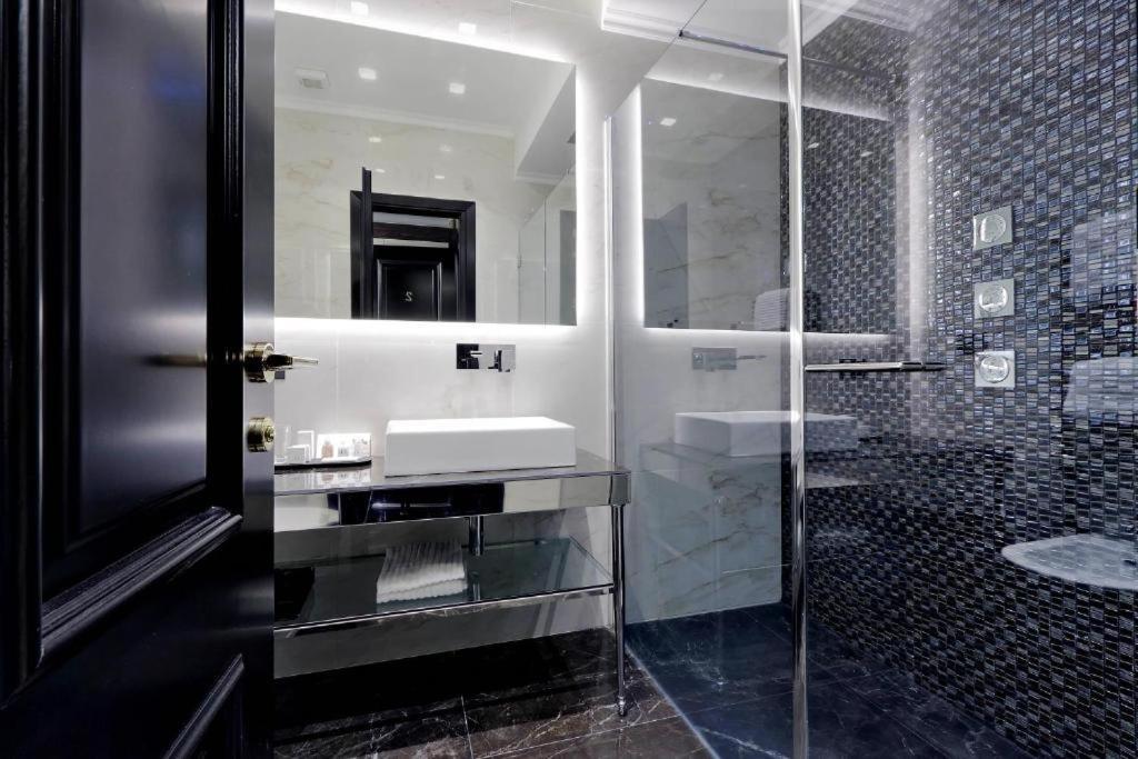 Santa Maria Qq Rooms Rom Exterior foto